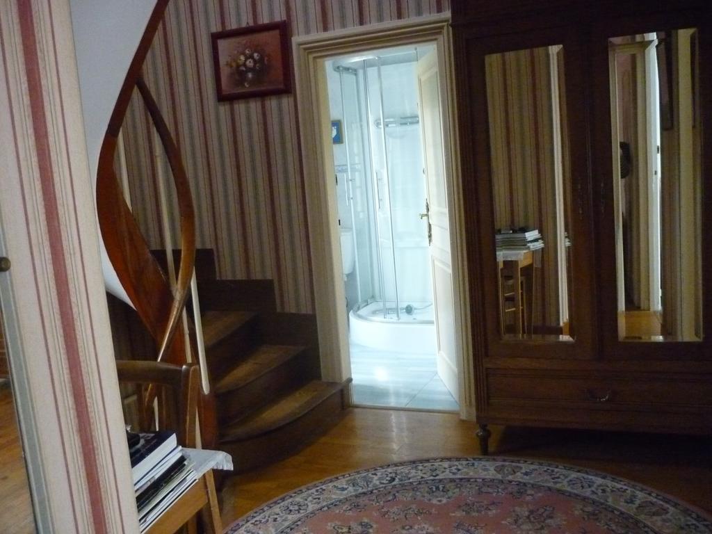 Chambres D'Hotes Le Jardin D'Alice Le Tilleul Exterior photo