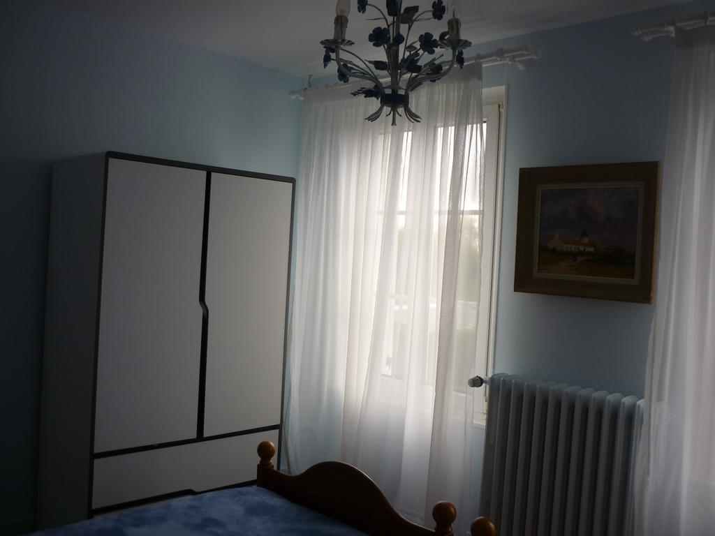 Chambres D'Hotes Le Jardin D'Alice Le Tilleul Room photo